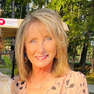 Meet your Posher, Vicky